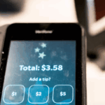 Read more about the article 加拿大餐厅小费风波：全国餐馆损失$1000万，央行警方介入 | AiF insight