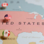 Read more about the article 加拿大2025年躲过衰退，但风险仍未解除 | AiF insight