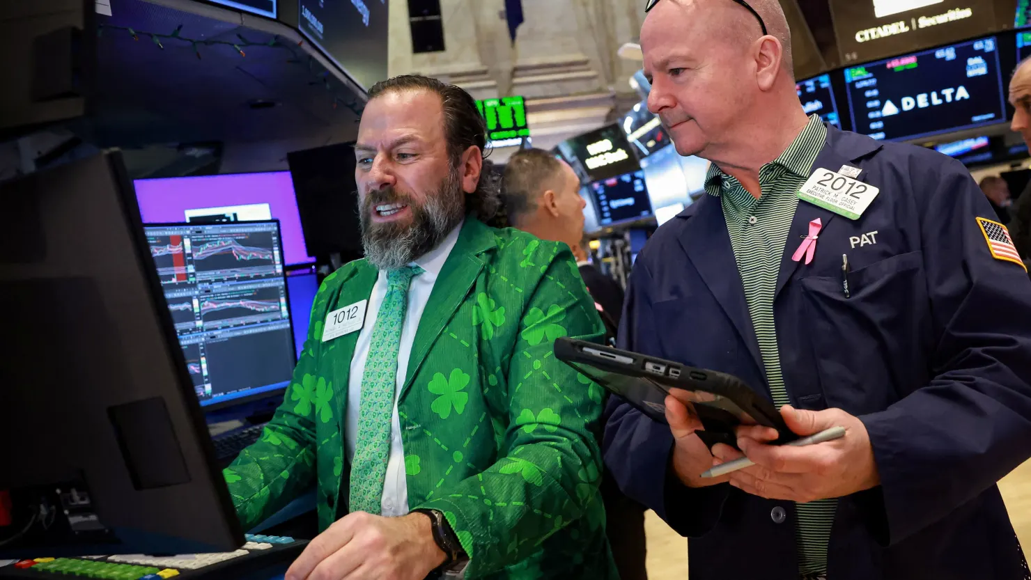 标普500收涨，油价回升限制伊朗冲突后的反弹幅度