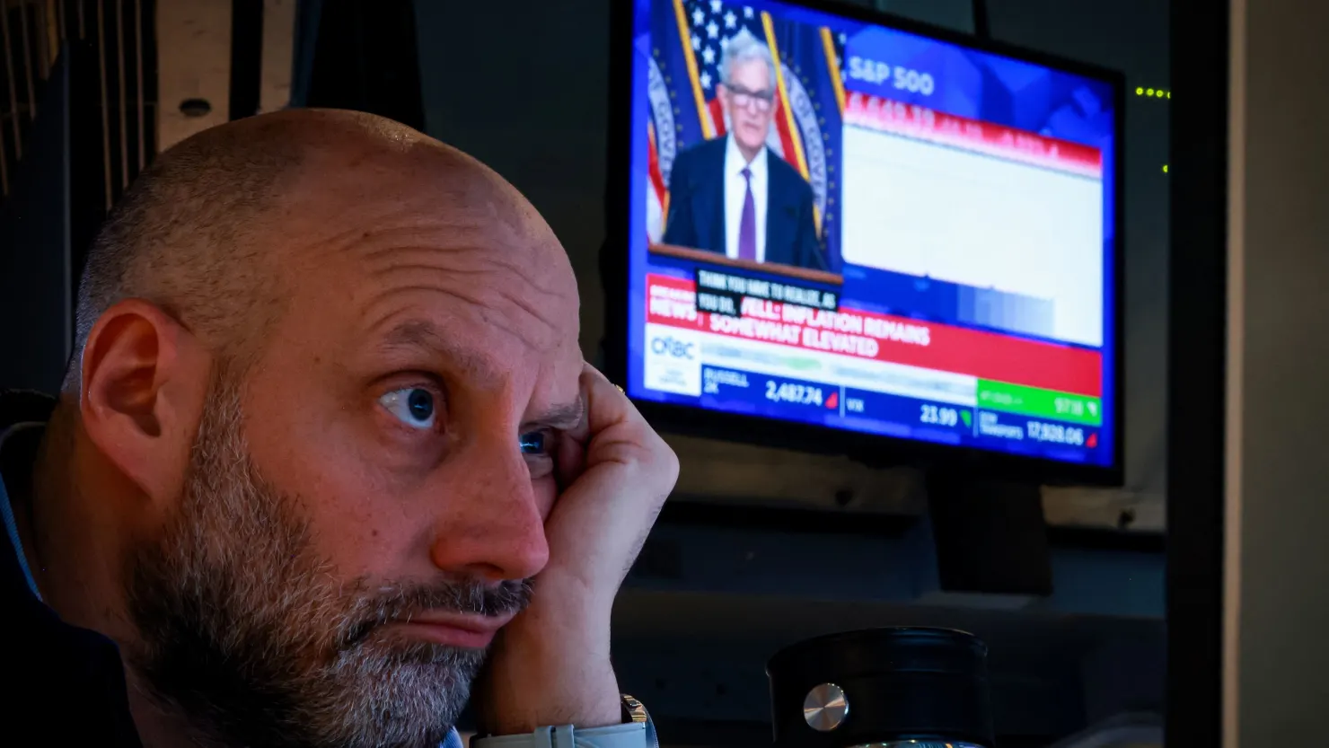 道指回落约750点，市场波动加大；通胀关注升温，美联储维持利率不变