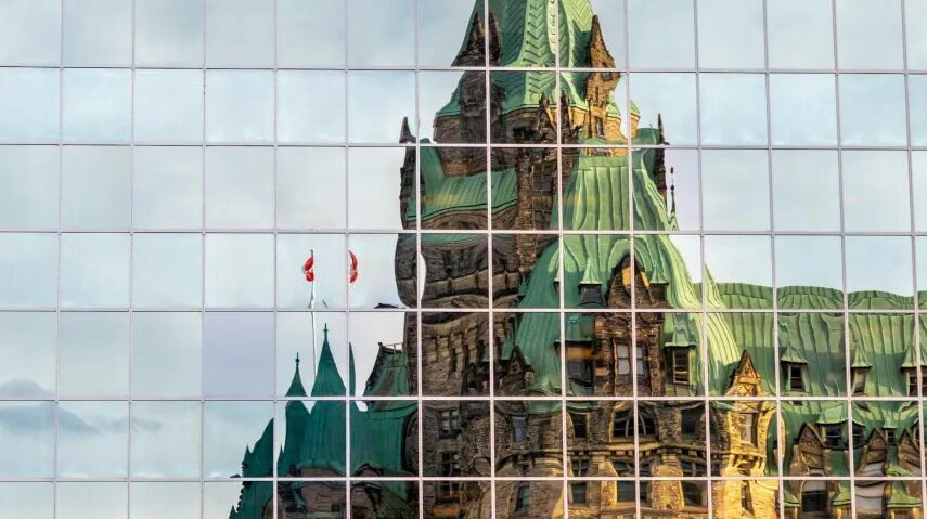 加拿大经济越来越依赖政府支出：房贷利率或长期维持高位