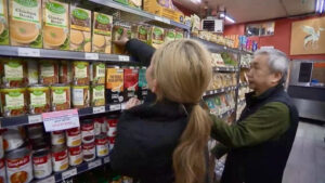 加拿大物价或将继续上涨：华人超市老板称“再不涨价就活不下去”