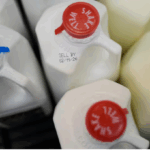 Read more about the article 加拿大“牛奶赔偿”诈骗出现：假网站诱导填银行卡信息 | AiF insight